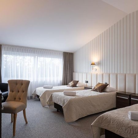 Zloty Staw Bed & Breakfast Borkowo  ภายนอก รูปภาพ