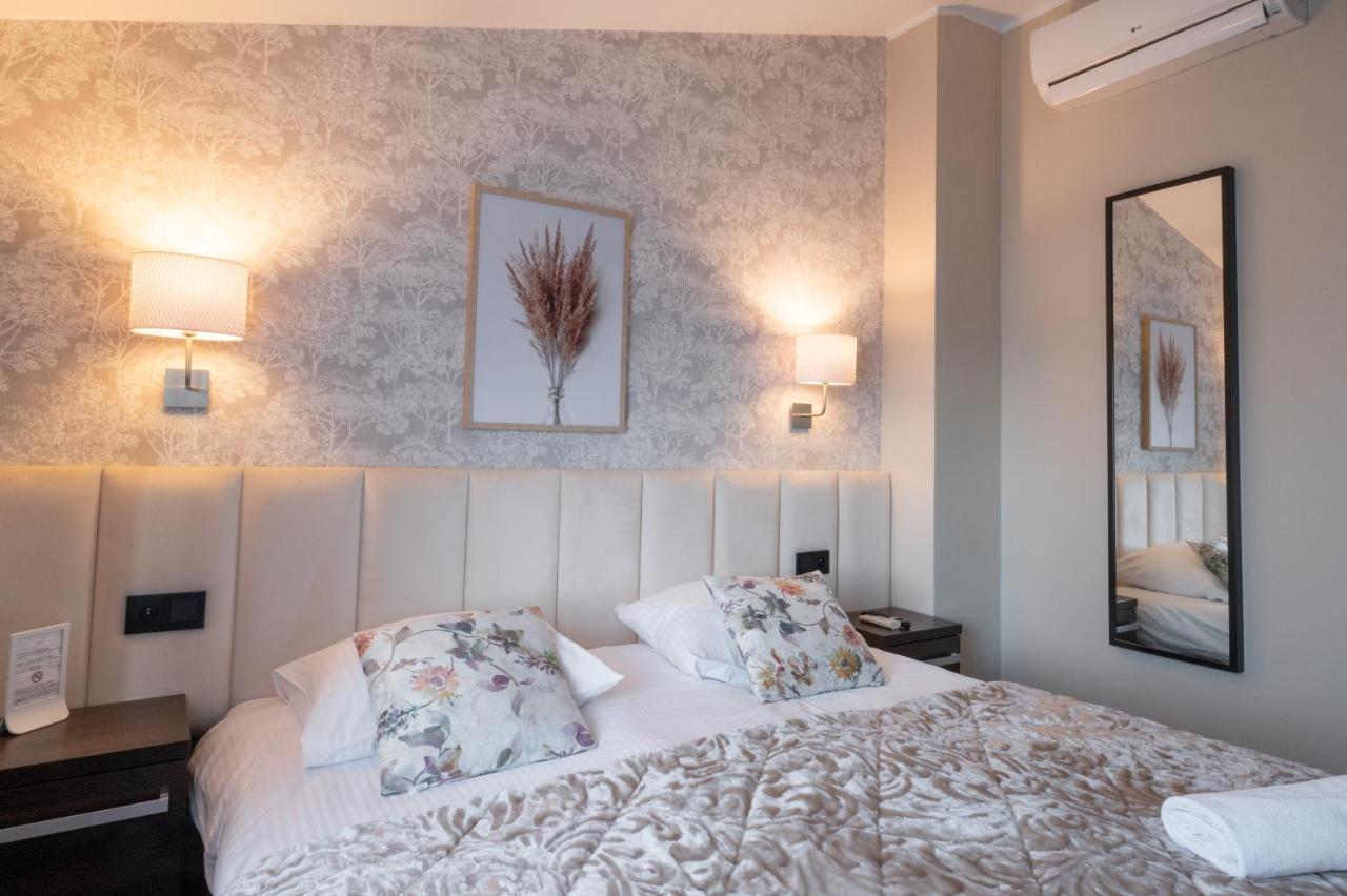 Zloty Staw Bed & Breakfast Borkowo  ภายนอก รูปภาพ