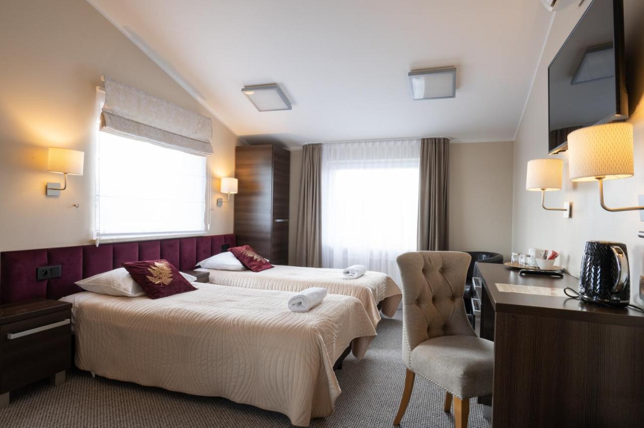 Zloty Staw Bed & Breakfast Borkowo  ภายนอก รูปภาพ