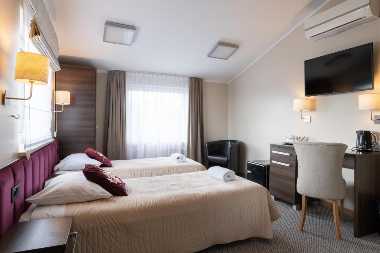 Zloty Staw Bed & Breakfast Borkowo  ภายนอก รูปภาพ