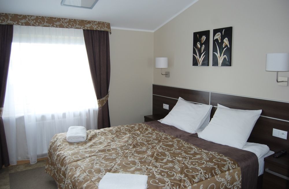 Zloty Staw Bed & Breakfast Borkowo  ภายนอก รูปภาพ