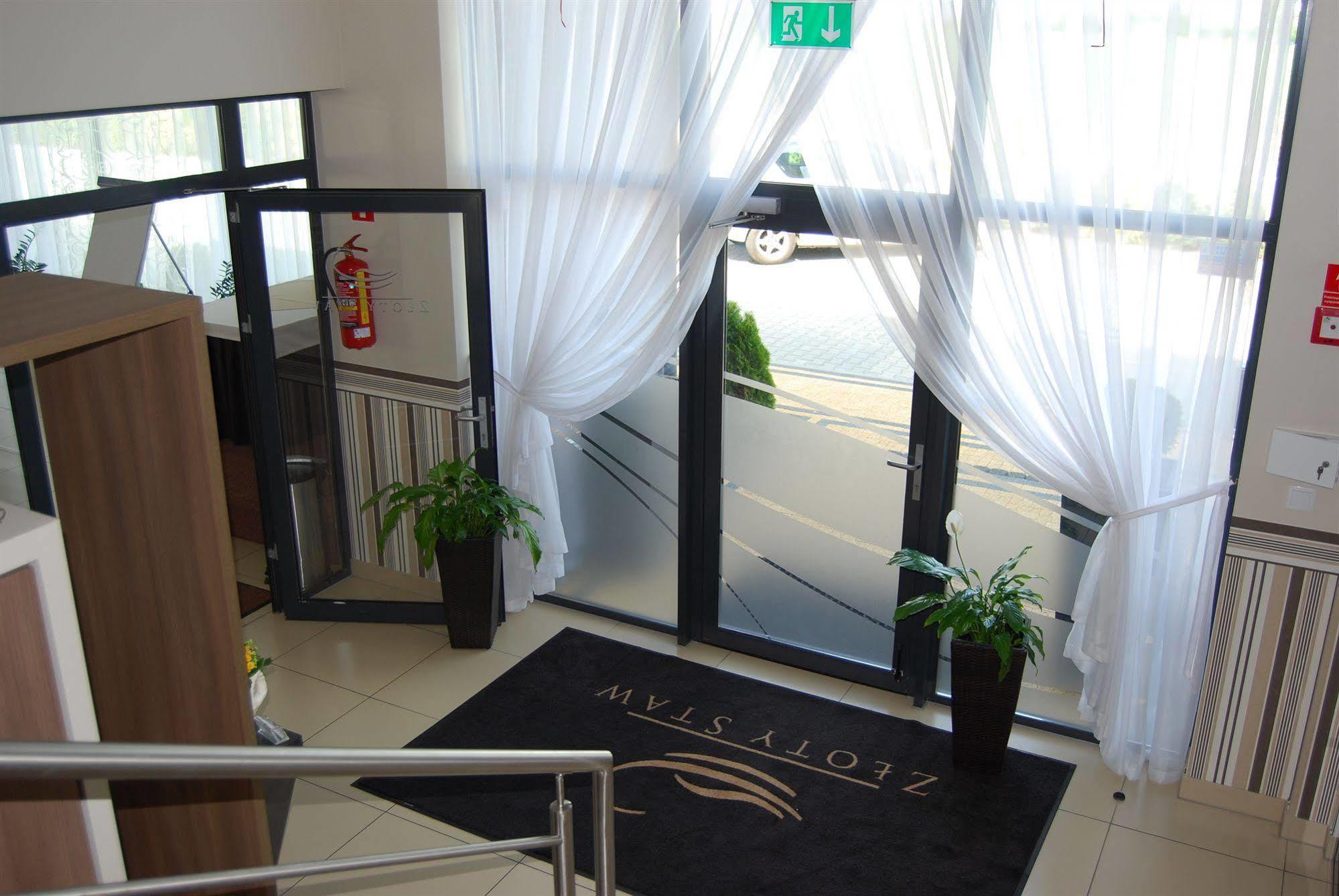 Zloty Staw Bed & Breakfast Borkowo  ภายนอก รูปภาพ